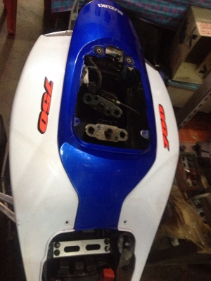 ขายท้าย Suzuki gsxr600CC ปี 06-08 ทั้งชุด แปลงใส่ 1000CC,K5-K7 ได้