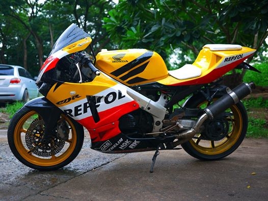 ขาย Nc30 พร้อมทะเบียนแท้ไม่ขาดต่อ แฟริ่ง Rc211 พร้อมท่อสูตร พักเท้าเกียร์โยง เครื่องสดเลย ราคา 87000