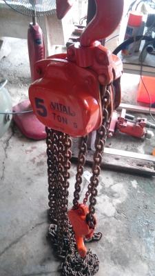 รอกโซ่ 5 ตัน VITAL HOISIS 5TO์N