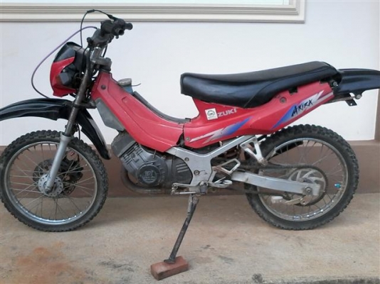 ขาย Suzuki Akira ตัวไม่ครัชมีเล่มไม่โอนทำแนววิบากเหมาะลุยสวนลุยป่าเครื่องดีติดท่อสูตรในตำนานมาด้วน "แดงบางทราย"