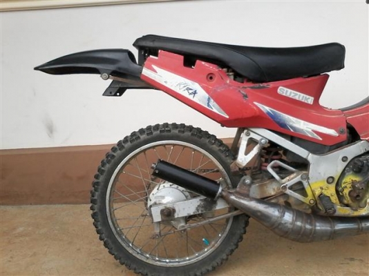 ขาย Suzuki Akira ตัวไม่ครัชมีเล่มไม่โอนทำแนววิบากเหมาะลุยสวนลุยป่าเครื่องดีติดท่อสูตรในตำนานมาด้วน "แดงบางทราย"