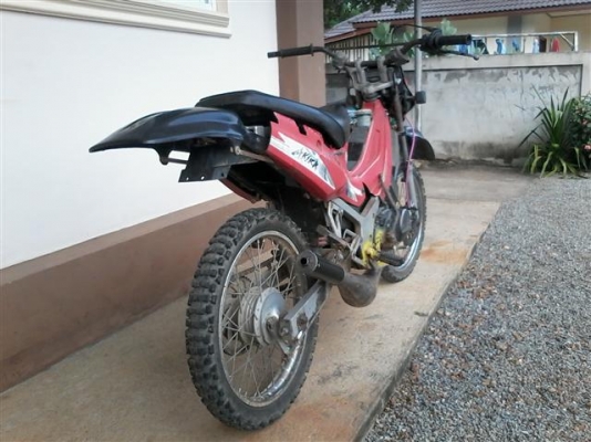 ขาย Suzuki Akira ตัวไม่ครัชมีเล่มไม่โอนทำแนววิบากเหมาะลุยสวนลุยป่าเครื่องดีติดท่อสูตรในตำนานมาด้วน "แดงบางทราย"