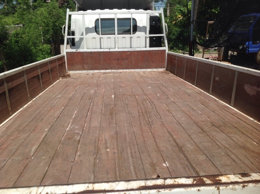 ขาย กระบะ 6 ล้อ NPR. ยาว 5 เมตร สวย ๆ ครับ ขาย กระบะ 6 ล้อ NPR. ยาว 5 เมตร สวย ๆ ครับ