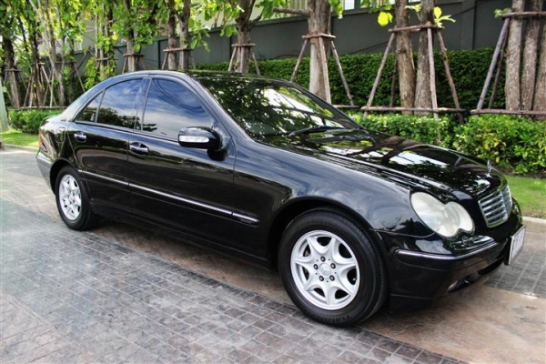 ขาย2004 BENZ C180 2.0 Elegance ออกรถที่ Daimlerchrysler ขาย2004 BENZ C180 2.0 Elegance ออกรถที่ Daimlerchrysler