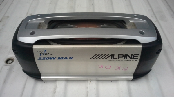 Alpine Subwoofer SWE-1400 ขนาด 220W แอมป์ในตัว