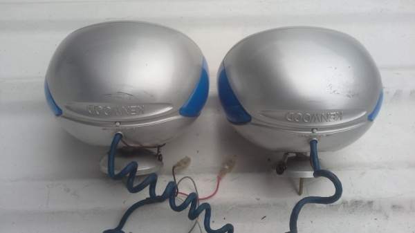 ลำโพง Satelite Speaker System ของ Kenwood รุ่น KSC-51 ลำโพง Satelite Speaker System ของ Kenwood รุ่น KSC-51