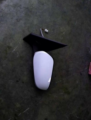 ขายกระจกมองข้างนิววีออส ขายกระจกมองข้างนิววีออส