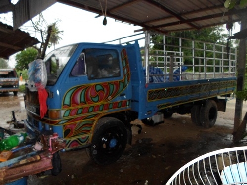 รถบรรทุกหกล้อ NKR110HP แท้ห้าง เก่าเขาแต่ใหม่เราขายวิ่งข้าว วิ่งมันรับจ้างก็ดีประหยัดมาก บริการส่งถึงบ้านเลย