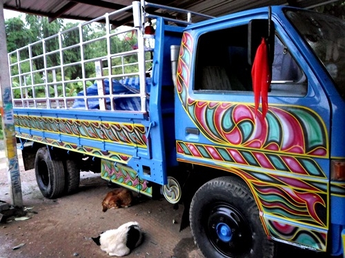 รถบรรทุกหกล้อ NKR110HP แท้ห้าง เก่าเขาแต่ใหม่เราขายวิ่งข้าว วิ่งมันรับจ้างก็ดีประหยัดมาก บริการส่งถึงบ้านเลย