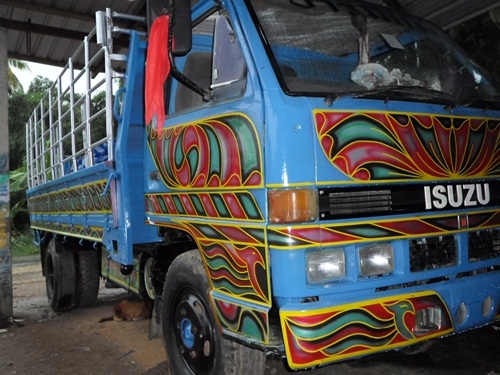 รถบรรทุกหกล้อ NKR110HP แท้ห้าง เก่าเขาแต่ใหม่เราขายวิ่งข้าว วิ่งมันรับจ้างก็ดีประหยัดมาก บริการส่งถึงบ้านเลย