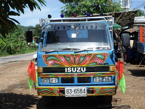 รถบรรทุกหกล้อ NKR110HP แท้ห้าง เก่าเขาแต่ไหม่เราขาย วิ่งข้าว วิ่งมันรับจ้างก็ดีประหยัดมาก บริการส่งถึงบ้านเลย