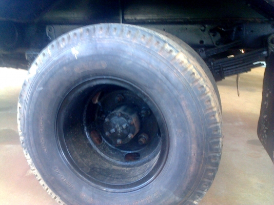 หกล้อ อีซูซุ NPR110แรง สภาพดีพร้อมใช้งาน ทะเบียนพร้อมโอน