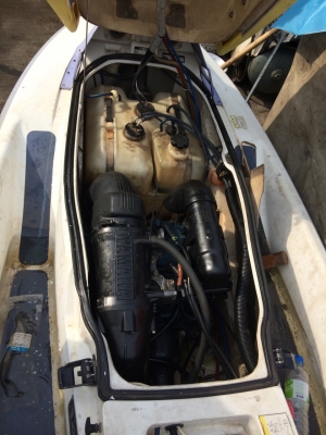 ขายเจ็ทสกียืน