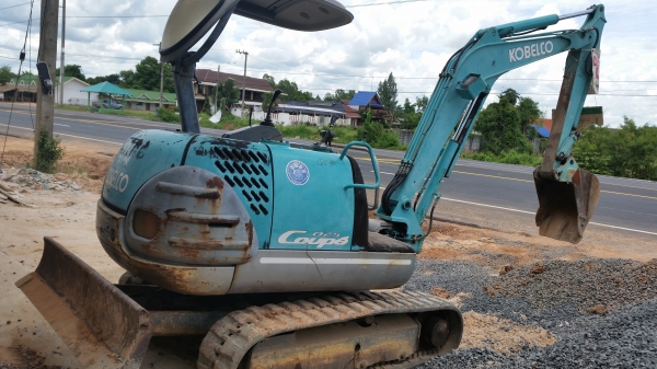 ขายรถขุดเล็กKOBELCO SK025-2เก่านอกไม่เคยใช้งานเมืองไทย