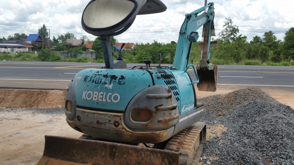ขายรถขุดเล็กKOBELCO SK025-2เก่านอกไม่เคยใช้งานเมืองไทย