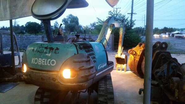 ขายรถขุดเล็กKOBELCO SK025-2เก่านอกไม่เคยใช้งานเมืองไทย