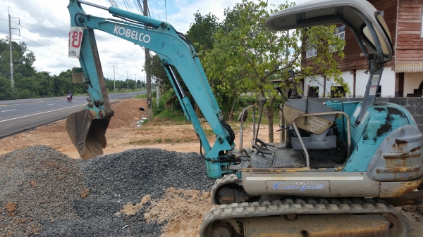 ขายรถขุดเล็กKOBELCO SK025-2เก่านอกไม่เคยใช้งานเมืองไทย