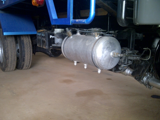 ขายไปสกลนคร หกล้อดัม ฟูโซ่ 6D15 ต่อใหม่ กระบอกใหม่ เกียร์ฝากใหม่