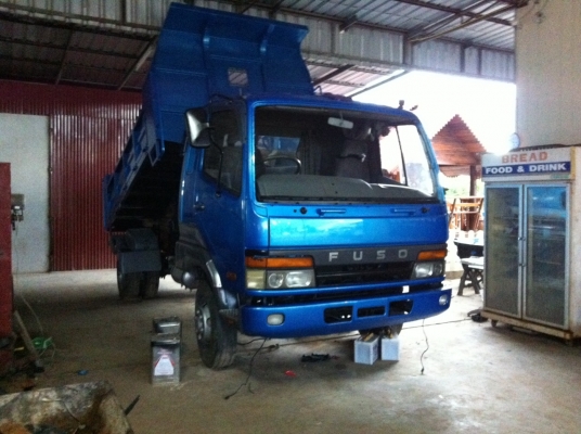 ขายไปสกลนคร หกล้อดัม ฟูโซ่ 6D15 ต่อใหม่ กระบอกใหม่ เกียร์ฝากใหม่