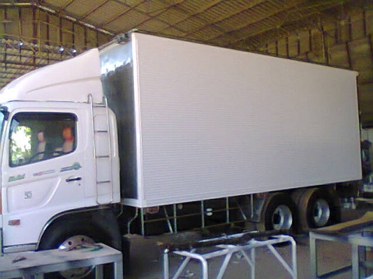 ขาย10ล้อตู้เย็นยาว6.30ม ยี่ห้อฮีโน่เมก้า260สภาพสวยนางฟ้าขาย1,950,000 บาทประตูท้าย2ฝาติดฟรีทวิ่งงานโฟร์เซ้นได้สบาย