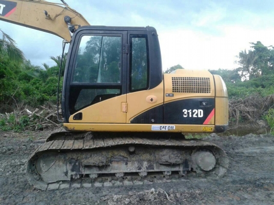 รถแบคโฮ  CAT  312D  ( รถทำงาน 5,xxx ซม. )   สนใจติดต่อ 081 - 6079515