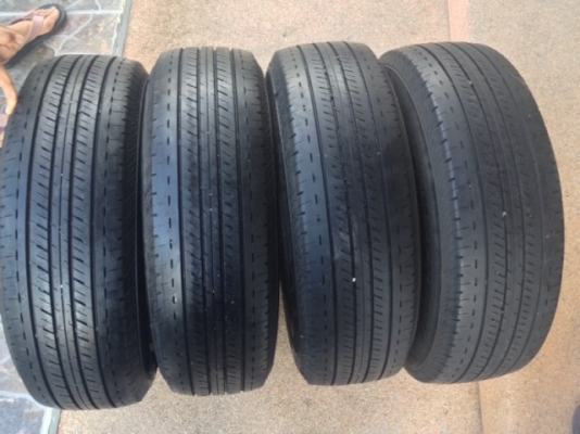ยาง Bridgestone Duravis 215-70-15 ปี 14 บริดสโตน