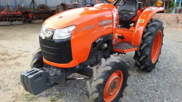 ปัญญาแทรคเตอร์มาแล้ว...จัดมาให้ครับ รถไร่ สีเดิมๆ คูโบต้า L3008 ผาน5 ตราช้าง พร้อมส่งทั่วไทย