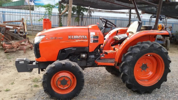 ปัญญาแทรคเตอร์มาแล้ว...จัดมาให้ครับ รถไร่ สีเดิมๆ คูโบต้า L3008 ผาน5 ตราช้าง พร้อมส่งทั่วไทย