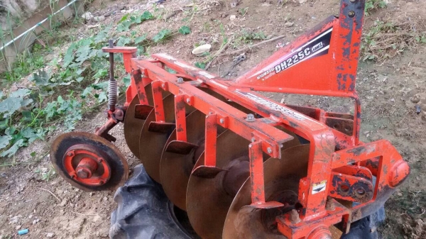 ปัญญาแทรคเตอร์มาแล้ว...จัดมาให้ครับ รถไร่ สีเดิมๆ คูโบต้า L3008 ผาน5 ตราช้าง พร้อมส่งทั่วไทย