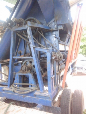 ขายรถนวดข้าวหกฟุตรถหกล้อเครื่องอีซูซุหกสูบ75000บาท0847944751