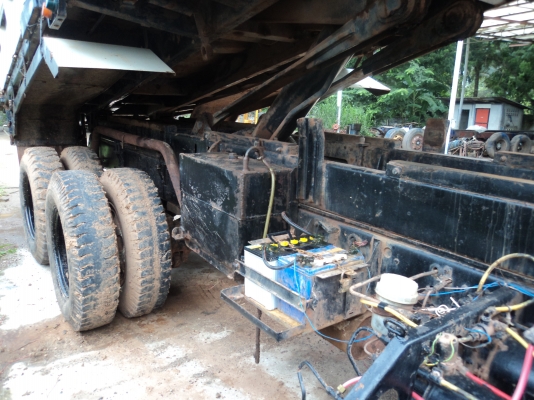 รถบรรทุก 10 ล้อ 2เพลา