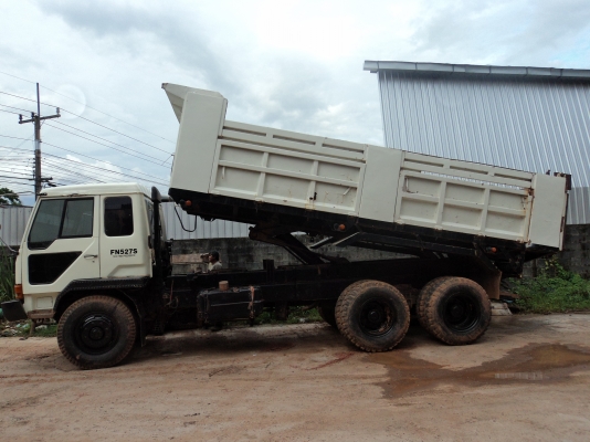 รถบรรทุก 10 ล้อ 2เพลา