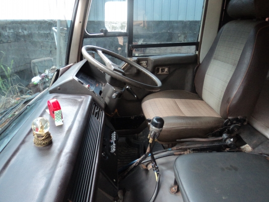 รถบรรทุก 10 ล้อ 2เพลา