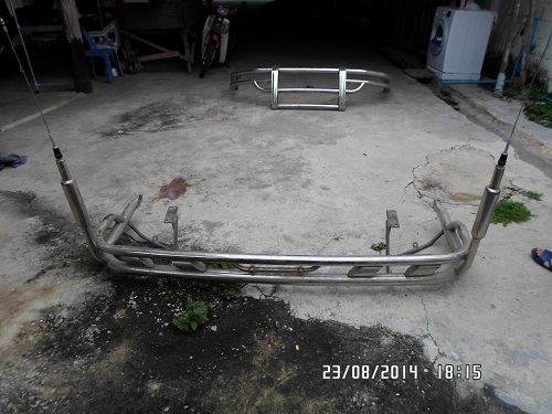 กันชนรถตู้ไอ้โม่ง  COMMUTER D4D ใส่ได้เดือนเดียว ขายด่วน