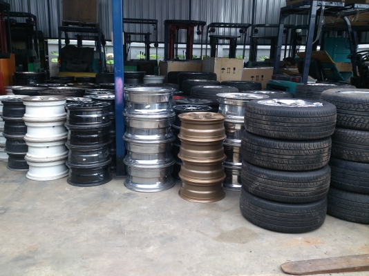 ขายเหมาแม็ก จำนวน 54 ชุด ราคา 185000 สนใจโทรสอบถามได้ครับ