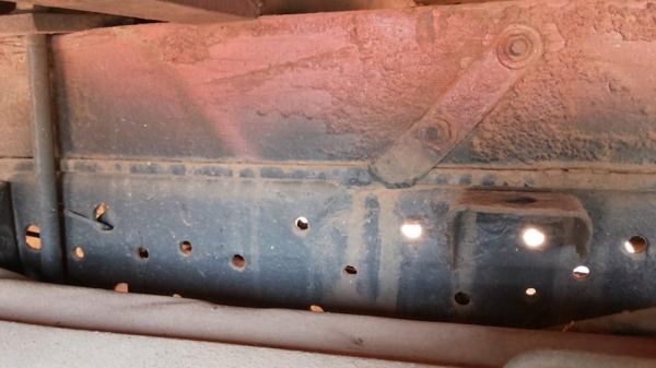 **168,000 บ.ต่อรอง**ขาย4ล้อกลาง 88 ประกอบรถตู้แห้ง ถูกๆ ISUZU NHR 4JB1-88HP เกียร์สั้น ปี47 เครื่อง ดีแรงดี แน่น เกียร์ดีไม่หลุด ไม่หอน ช่วงล่างเดิม เพลาลอย คัสซีพอใช้ มีเก็บงานมาบ้าง ไม่แจ่มเท่าไร ต้องเก็บเพิ่ม พร้อมตู้แห้งเปิดข้างกับเปิดหลัง (แบบเปิดขึ้