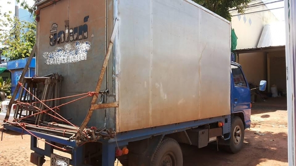 **168,000 บ.ต่อรอง**ขาย4ล้อกลาง 88 ประกอบรถตู้แห้ง ถูกๆ ISUZU NHR 4JB1-88HP เกียร์สั้น ปี47 เครื่อง ดีแรงดี แน่น เกียร์ดีไม่หลุด ไม่หอน ช่วงล่างเดิม เพลาลอย คัสซีพอใช้ มีเก็บงานมาบ้าง ไม่แจ่มเท่าไร ต้องเก็บเพิ่ม พร้อมตู้แห้งเปิดข้างกับเปิดหลัง (แบบเปิดขึ้