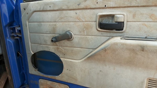 **168,000 บ.ต่อรอง**ขาย4ล้อกลาง 88 ประกอบรถตู้แห้ง ถูกๆ ISUZU NHR 4JB1-88HP เกียร์สั้น ปี47 เครื่อง ดีแรงดี แน่น เกียร์ดีไม่หลุด ไม่หอน ช่วงล่างเดิม เพลาลอย คัสซีพอใช้ มีเก็บงานมาบ้าง ไม่แจ่มเท่าไร ต้องเก็บเพิ่ม พร้อมตู้แห้งเปิดข้างกับเปิดหลัง (แบบเปิดขึ้