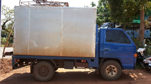 **168,000 บ.ต่อรอง**ขาย4ล้อกลาง 88 ประกอบรถตู้แห้ง ถูกๆ ISUZU NHR 4JB1-88HP เกียร์สั้น ปี47 เครื่อง ดีแรงดี แน่น เกียร์ดีไม่หลุด ไม่หอน ช่วงล่างเดิม เพลาลอย คัสซีพอใช้ มีเก็บงานมาบ้าง ไม่แจ่มเท่าไร ต้องเก็บเพิ่ม พร้อมตู้แห้งเปิดข้างกับเปิดหลัง (แบบเปิดขึ้