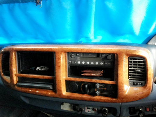 ขาย..10ล้อ2เพลา..ฮีโน่ เม้ก้า 260 ยางดี  ดั้มรถสวยมากอยากดูรูปเพิ่มเติมติดต่อเราได้มีระบบพ่วงเรียบร้อย