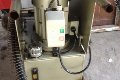 เครื่องดึงลวดสลิงสภาพพร้อมใช้งานครัลเดิมๆครับเหมือนใหม่ครับราคานี้คุ้มมากครับ