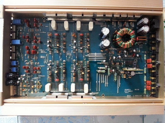 แอมป์ 4 แชลแนล การ์เทียร์ 164