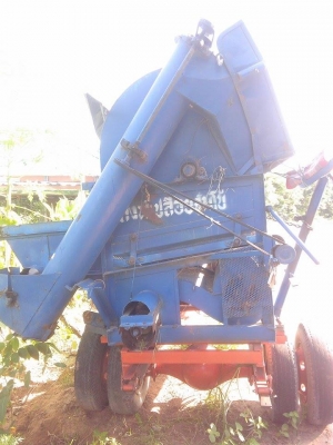 ขายเครื่องสีข้าว5ฟุตครึ่งเกตรพัฒนาสิงเปลือยจัมโบ้ใช้กับรถไถ