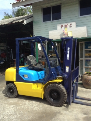 +++ขายรถโฟล์คลิฟท์ KOMATSU FD25-12  ขนาด 2.5 ตัน (สภาพดี  พร้อมใช้)  เครื่องยนต์ดีเซล  เกียร์ธรรมดา  เสา 3 เมตร  งา 1,070  มม.  ยางตัน   *** สนใจรายละเอียดคุยได้ครับ โทร. 081-659-7598 ครับ ***