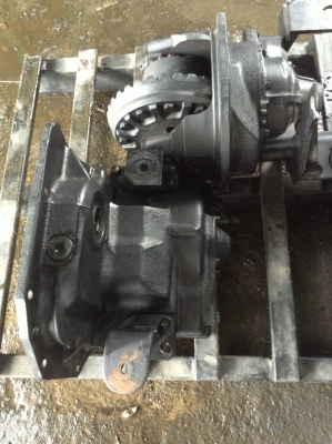 +++ ขายเกียร์เฟืองท้าย โฟล์คลิฟท์  TOYOTA 6FD25 , KOMATSU FD30-12  ครับ  *** สนใจโทร. 081-659-7598 ครับ ***