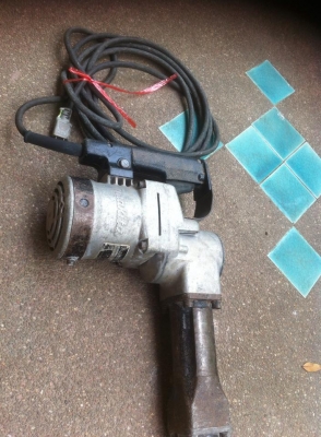 MAKITA HM1201 สกัดไฟฟ้า 21mm 1130W 8.7kg