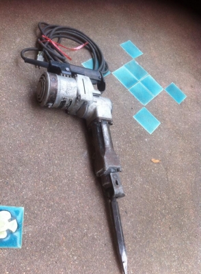 MAKITA HM1201 สกัดไฟฟ้า 21mm 1130W 8.7kg