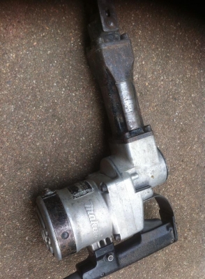 MAKITA HM1201 สกัดไฟฟ้า 21mm 1130W 8.7kg