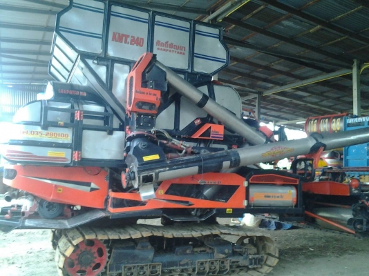 ขายรถเกี่ยวข้าวอมตะปี56 ราคา1350000ติดต่อ0897070053น้อย ขายรถเกี่ยวข้าวอมตะปี56 ราคา1350000ติดต่อ0897070053น้อย