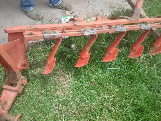 ขายตามสภาพขายควบพาน4และพาน6ติดมากับรถไถคูโบต้าไม่มีใบ